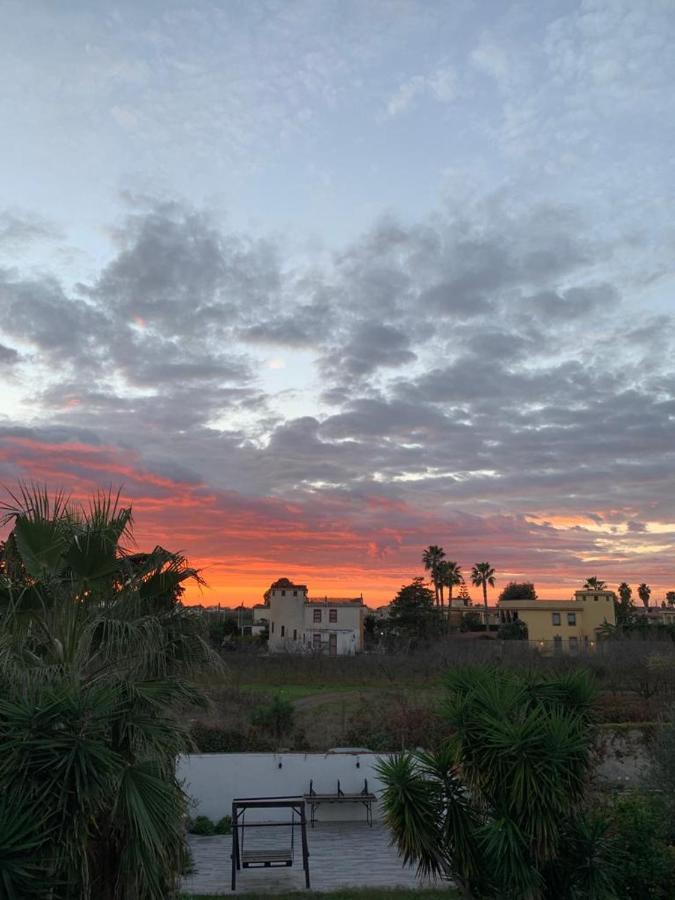 Sunset House Daire Varcaturo Dış mekan fotoğraf